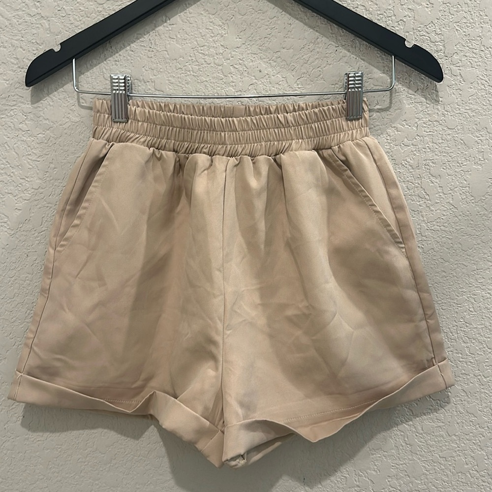 Pretty little thing size 23